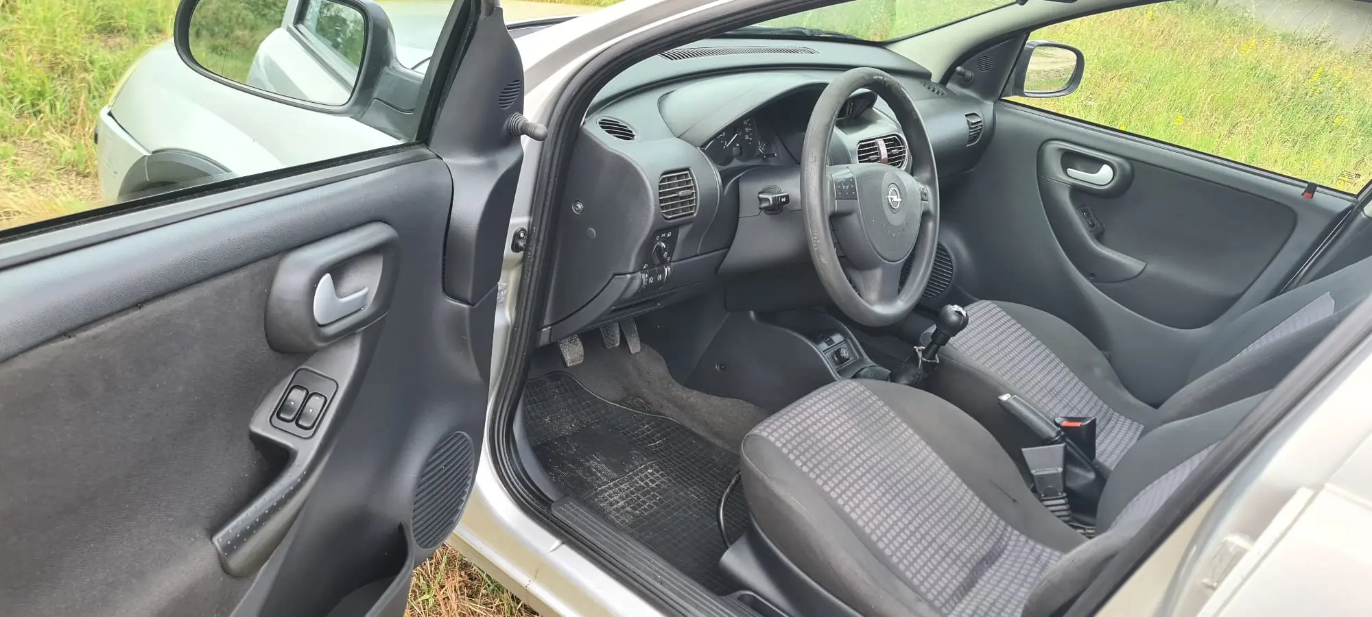 Opel Corsa C 2005 — foto 6