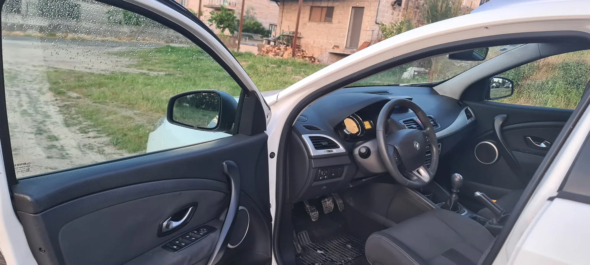 Renault Mégane III Sport Tourer 2014 — foto 7