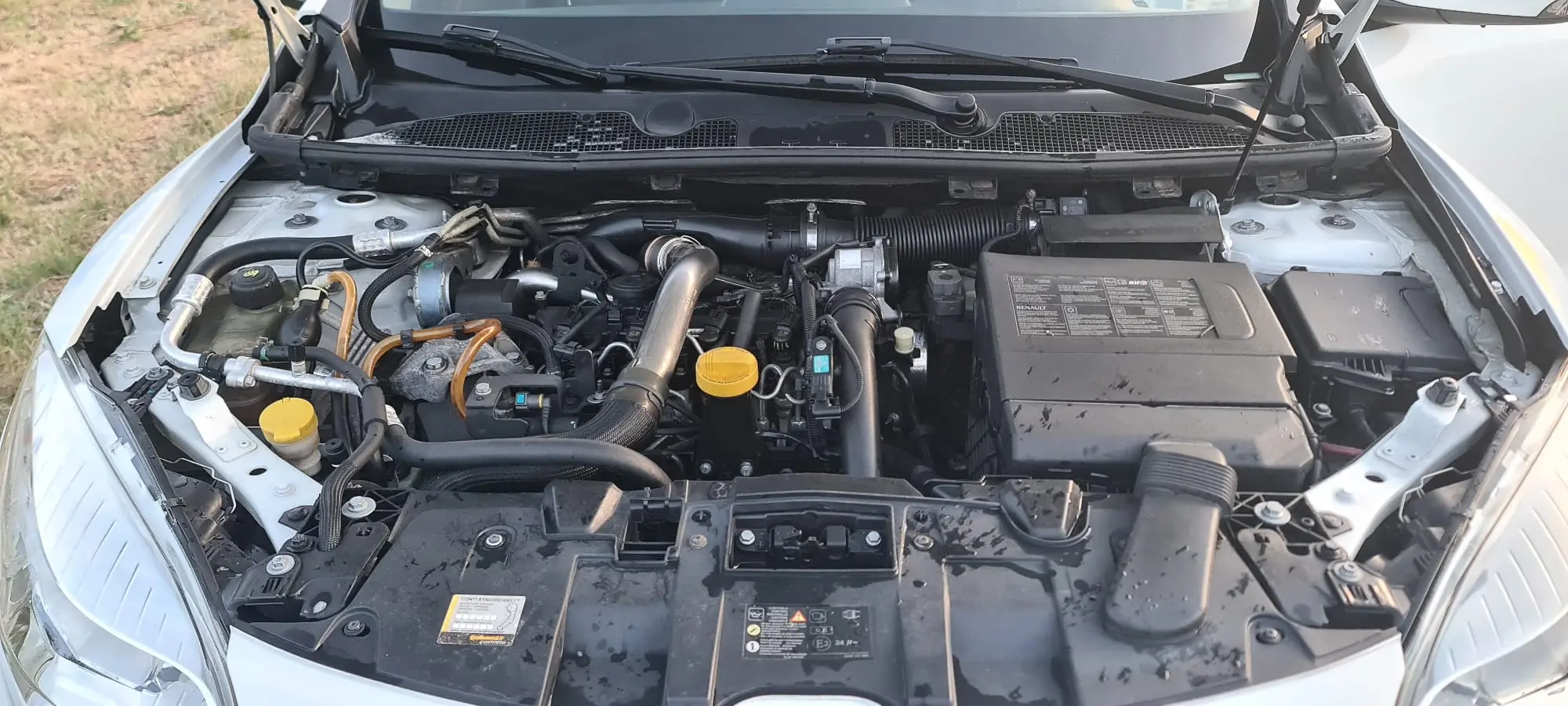 Renault Mégane III Sport Tourer 2014 — foto 8