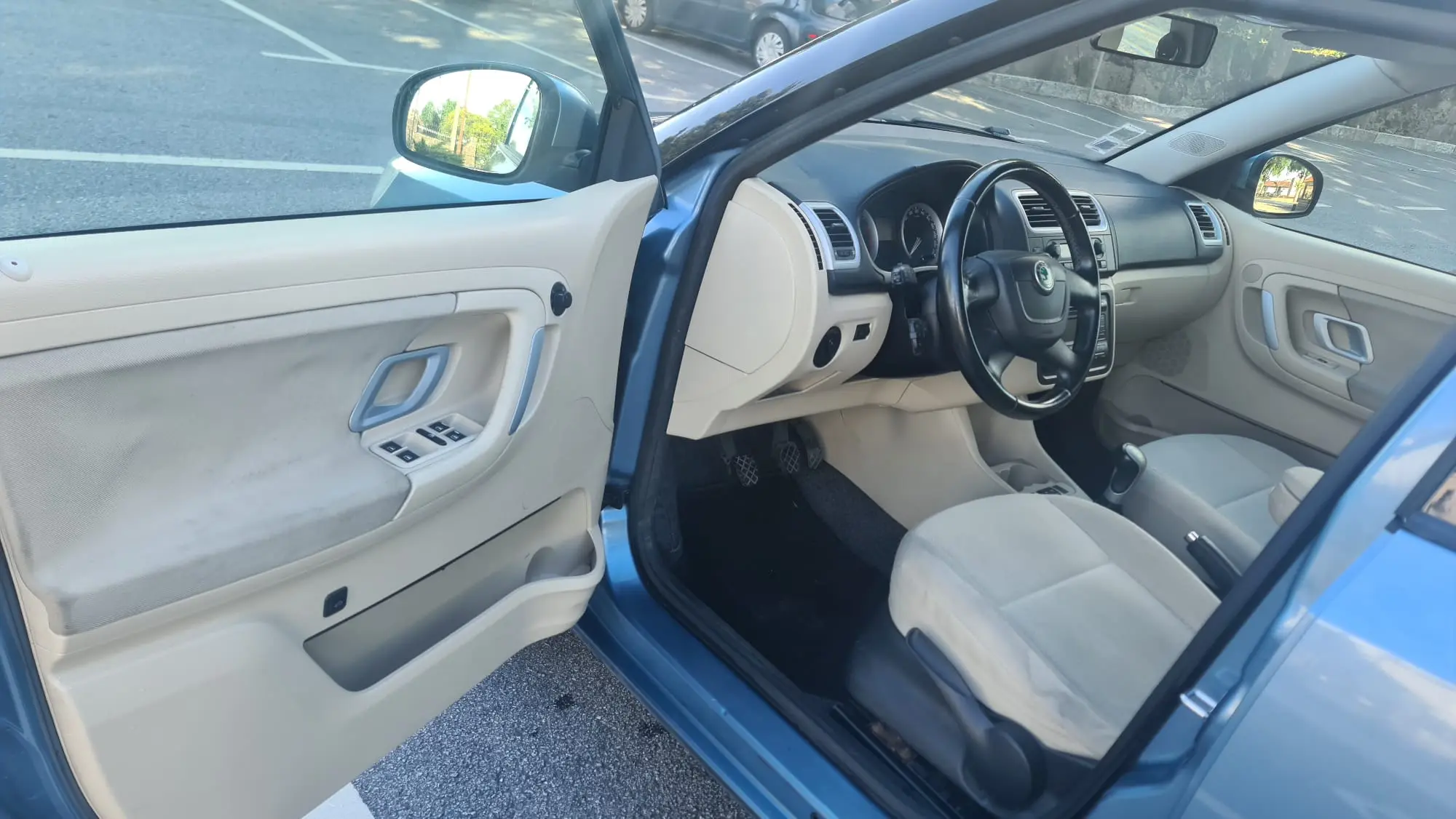 Škoda Fabia 1.2 TDI — foto 8