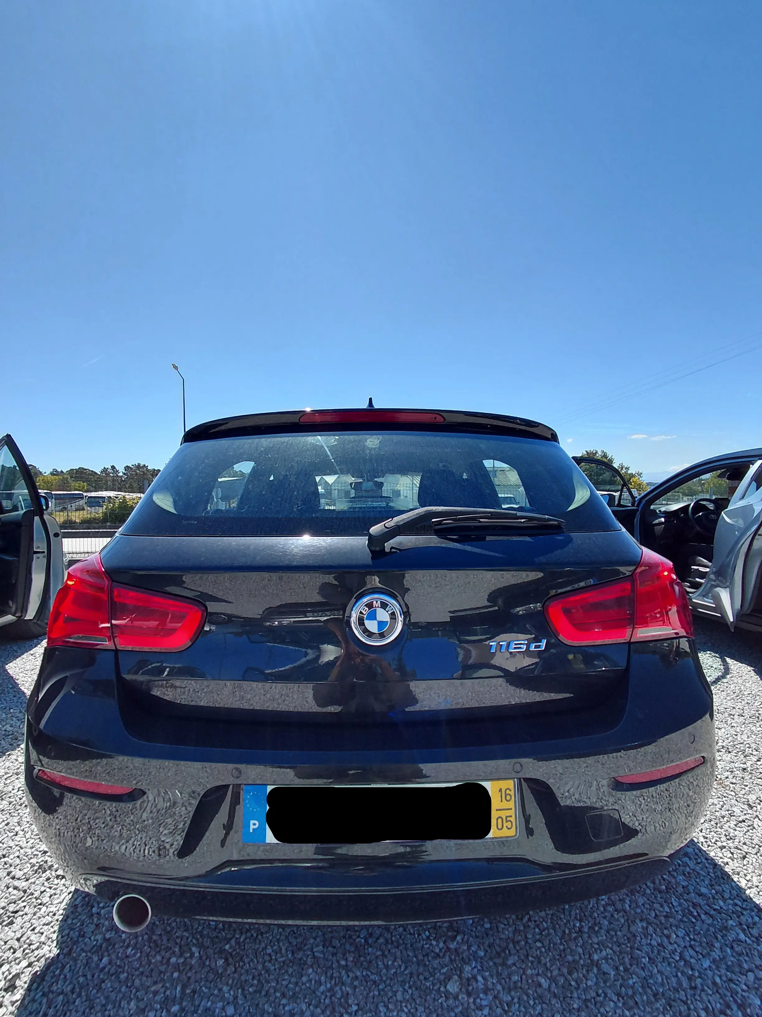 BMW 116d 2016 — foto 2